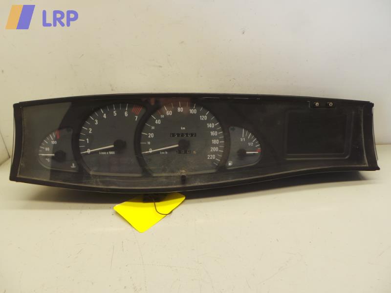 Opel Omega (B) BJ2002 Tacho Kombiinstrument 09228408AA VDO 110080007002