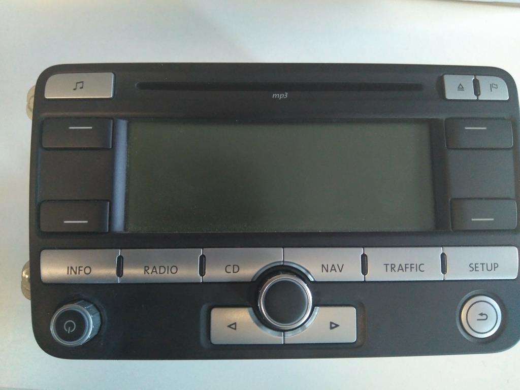 VW Golf 5 Bj.2007 original Radio-Navigationssystem RNS300 1K0035191D inkl. Code