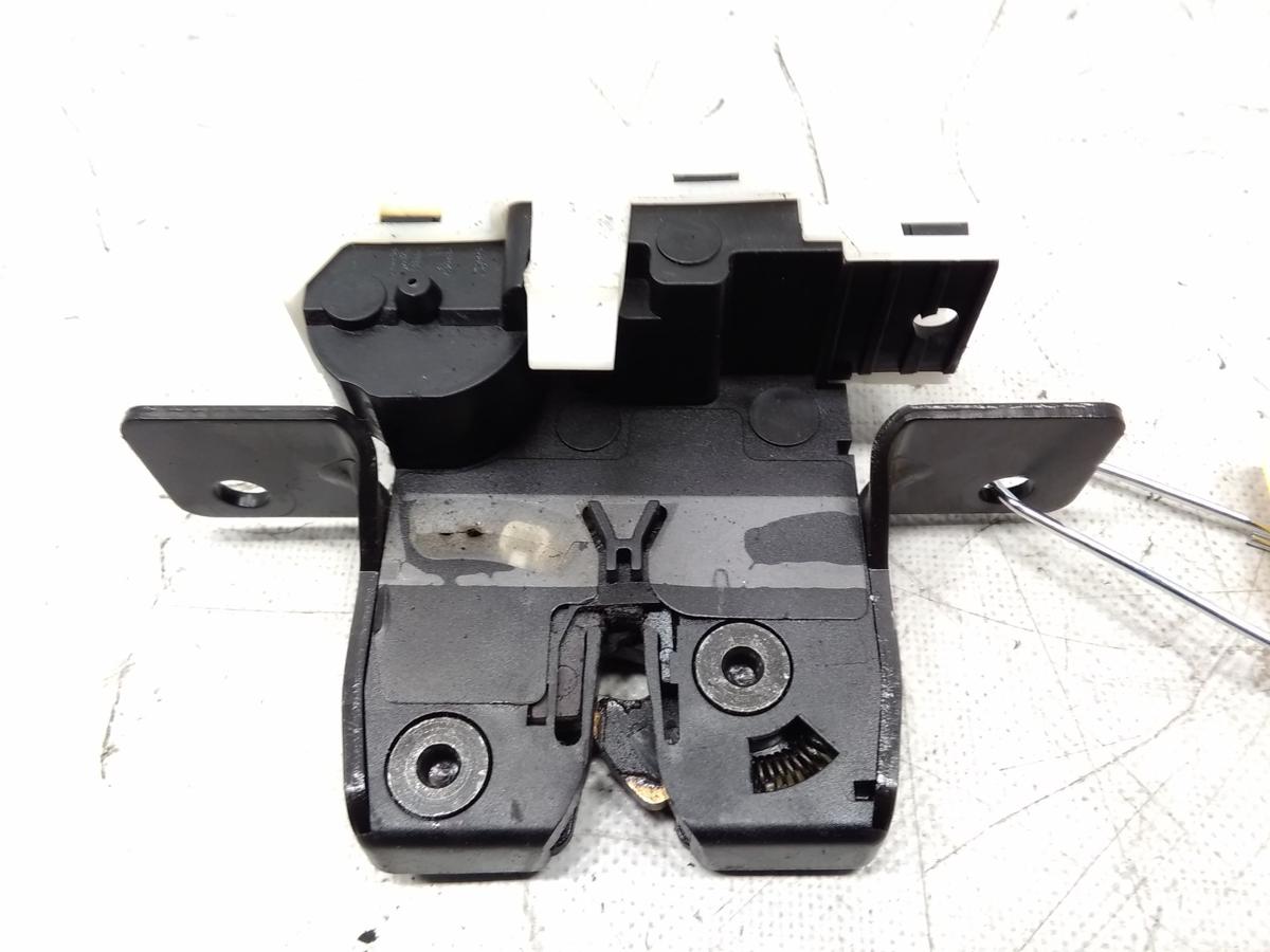 Renault Megane 2 original Schloß Heckklappe BJ2004 4-türig Stufenheck