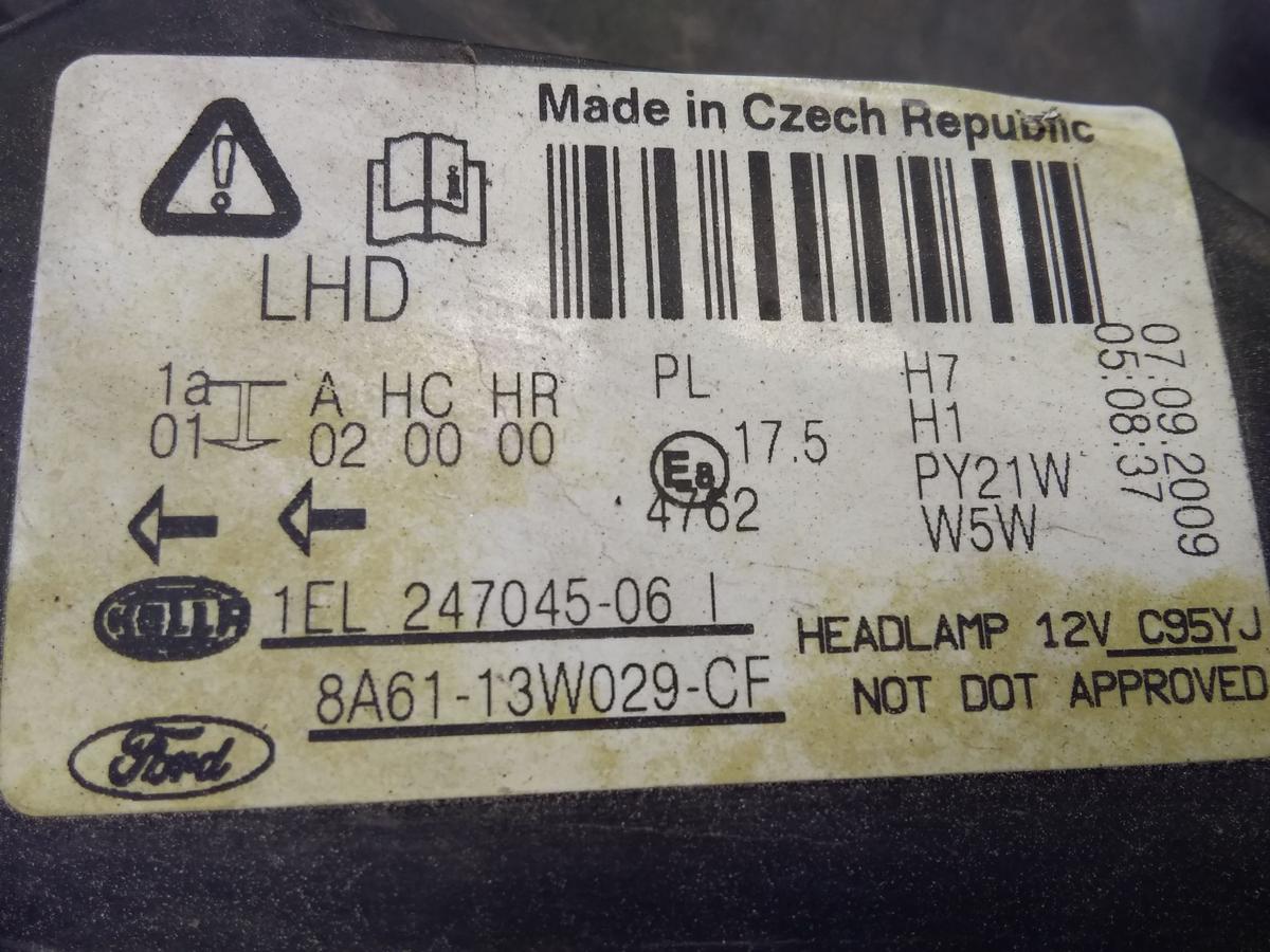 Ford Fiesta JA8 original Scheinwerfer rechts Hella Halogen mit LWR BJ2009