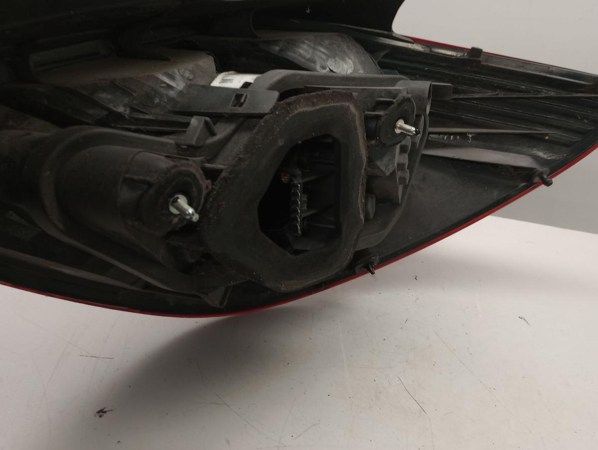Opel Corsa D 5t&uuml;rer original R&uuml;ckleuchte links Heck Schluss Licht Bj 2007