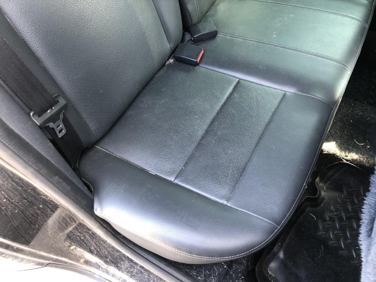 Dacia Duster 1 Typ HS R&uuml;cksitzbank Sitzbank R&uuml;ckbank Kunstleder Lederoptik