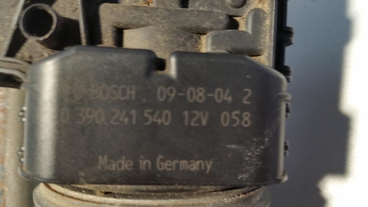 Peugeot 207 orig Wischergest&auml;nge mit Wischermotor Bj 2009