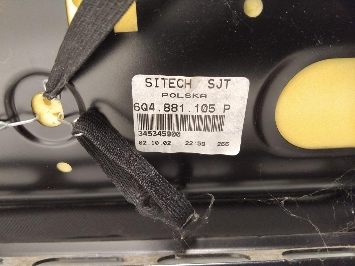 Skoda Fabia 1 6Y Sitz vorn links Fahrersitz Stoff schwarz blau BJ2003