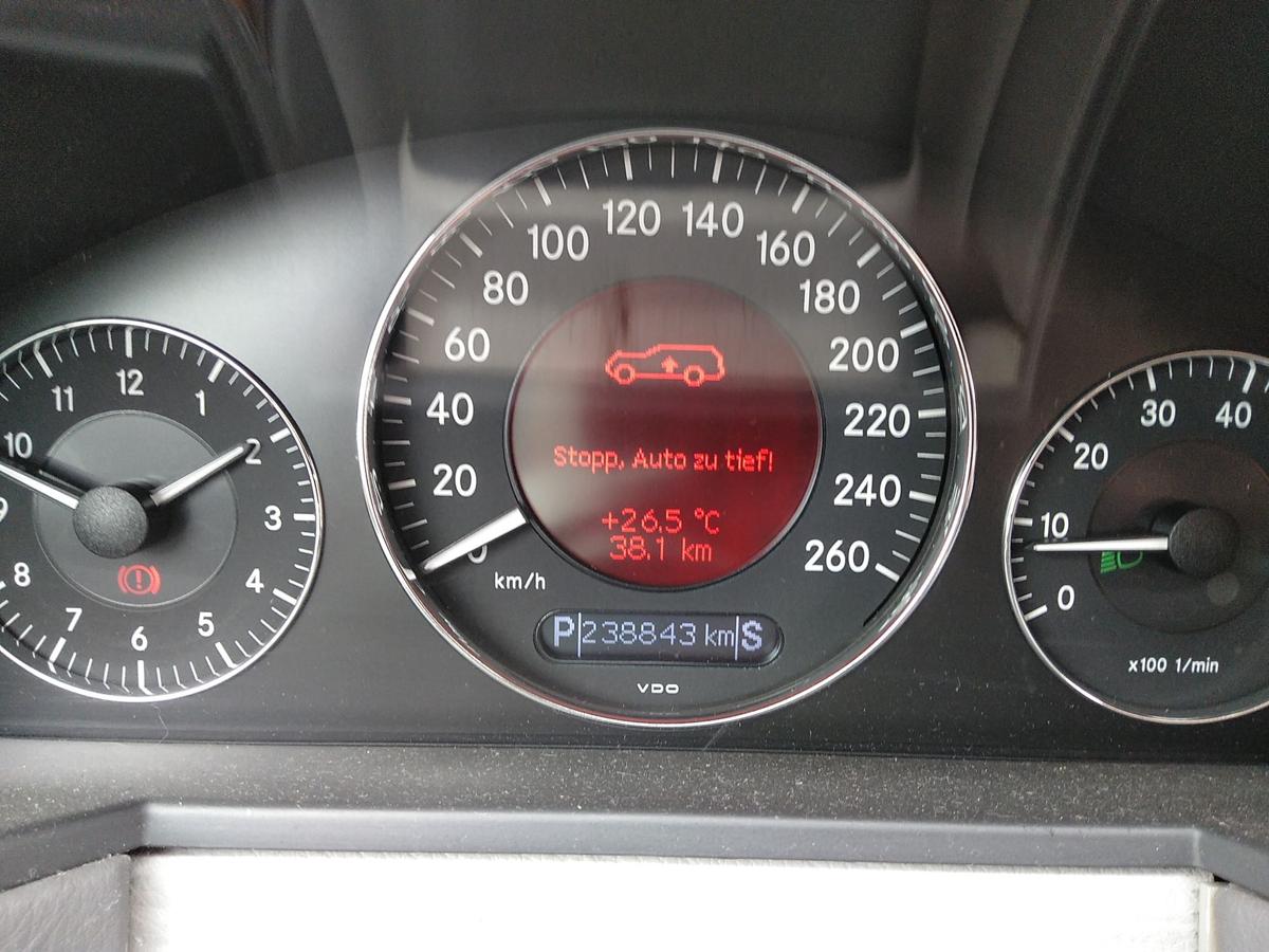 Mercedes E500 4-Matic Motor 113969 5.0 V8 225kw 238843km W211 Bj.2004
