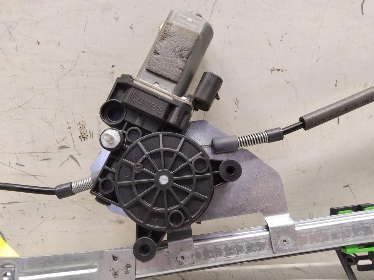 Ford Ka 2 RU8 original Fensterheber links elektrisch Bj.2009