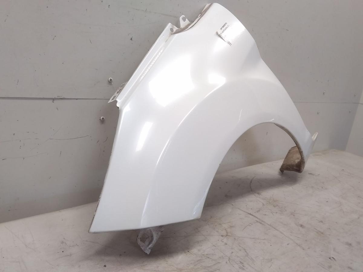 Ford Fiesta JA8 original Kotfl&uuml;gel vorn links H9 Frost Wei&szlig; BJ2010