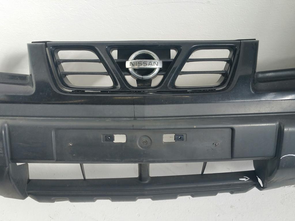 Nissan X-Trail T30 Bj.03 Stoßfänger vorn m. Grill !!BESCHÄDIGT!!