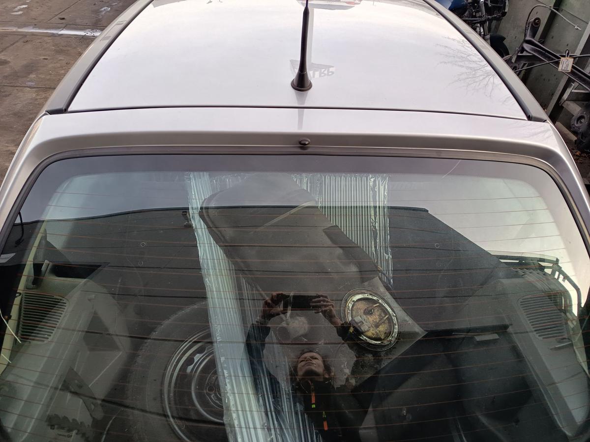 Opel Corsa B S93 Bj 1996 original Heckklappe mit Scheibe Z140-graumet.