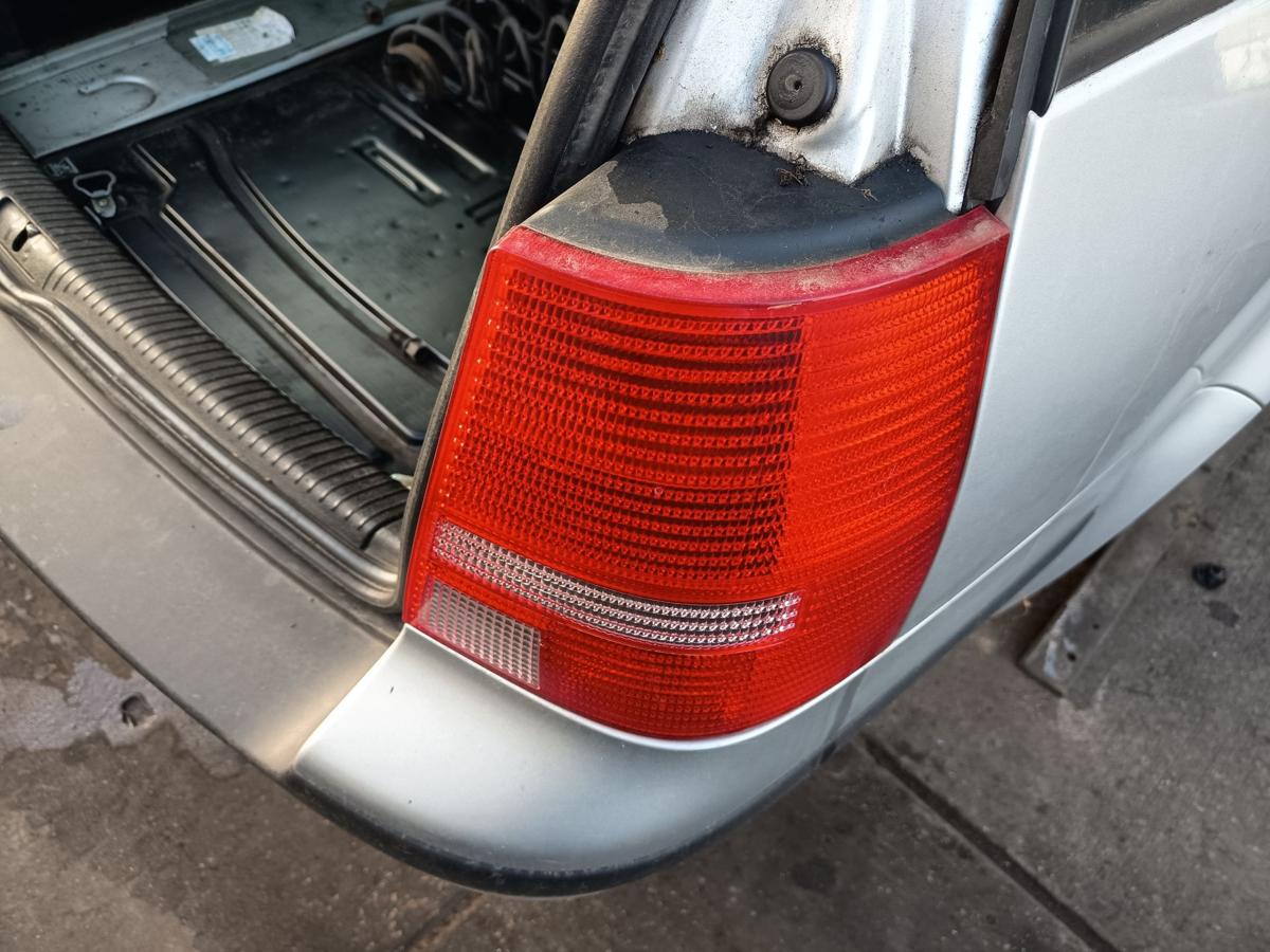 VW Golf IV original R&uuml;ckleuchte rechts Baujahr 2003