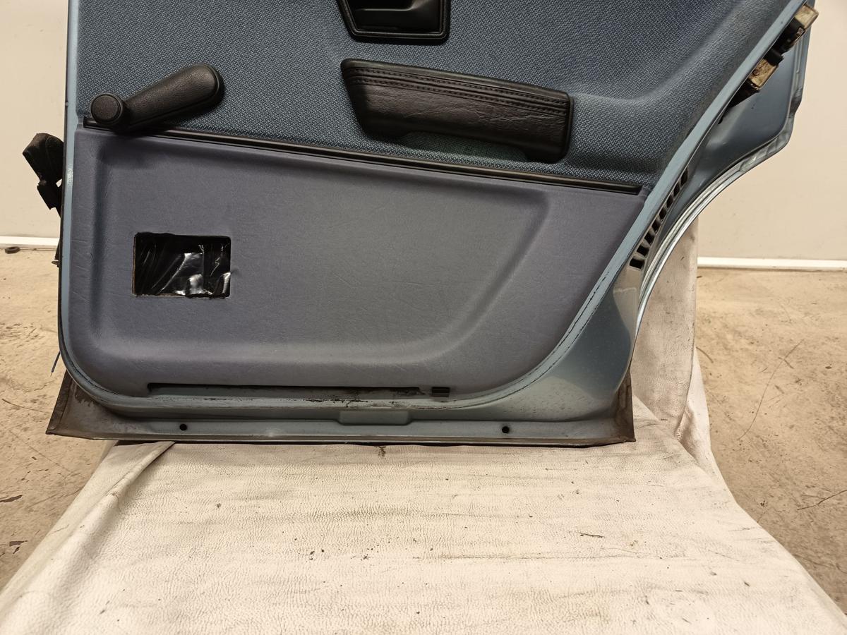 VW Passat Variant 32B Bj 1987 original Tür hinten rechts LD5U Hellblau met