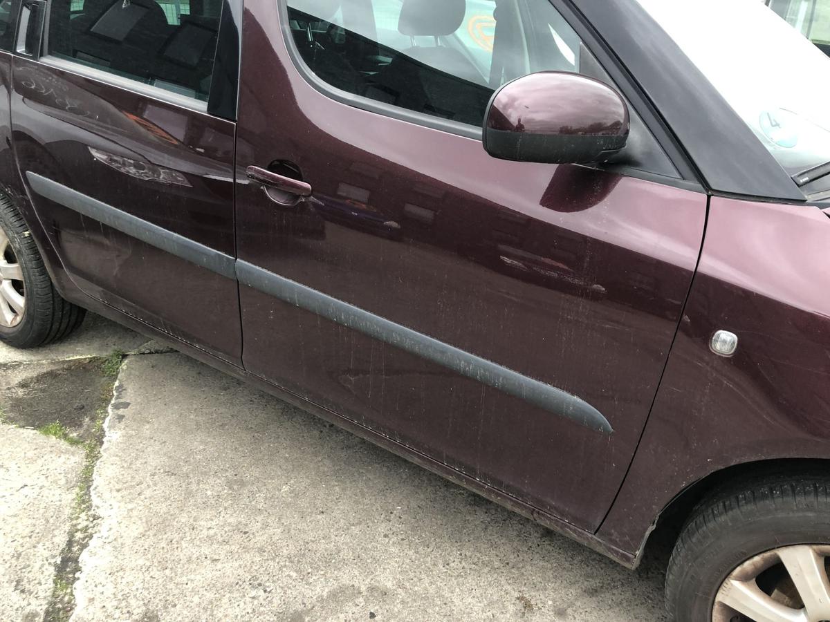 Skoda Roomster 5J T&uuml;r vorn rechts Beifahrert&uuml;r im Rohbau LF3X Rosso Brunello