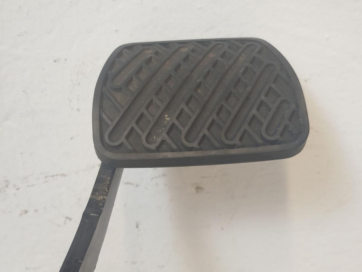 Nissan Leaf ZE1 40kWh Bremspedal mit Lagerbock OEM Pedalbock