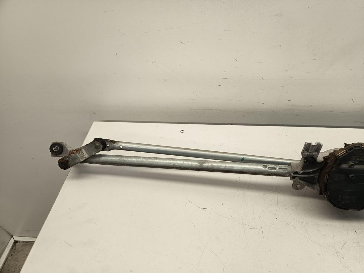 Opel Astra J original Wischermotor vorne mit Gest&auml;nge Baujahr 2013