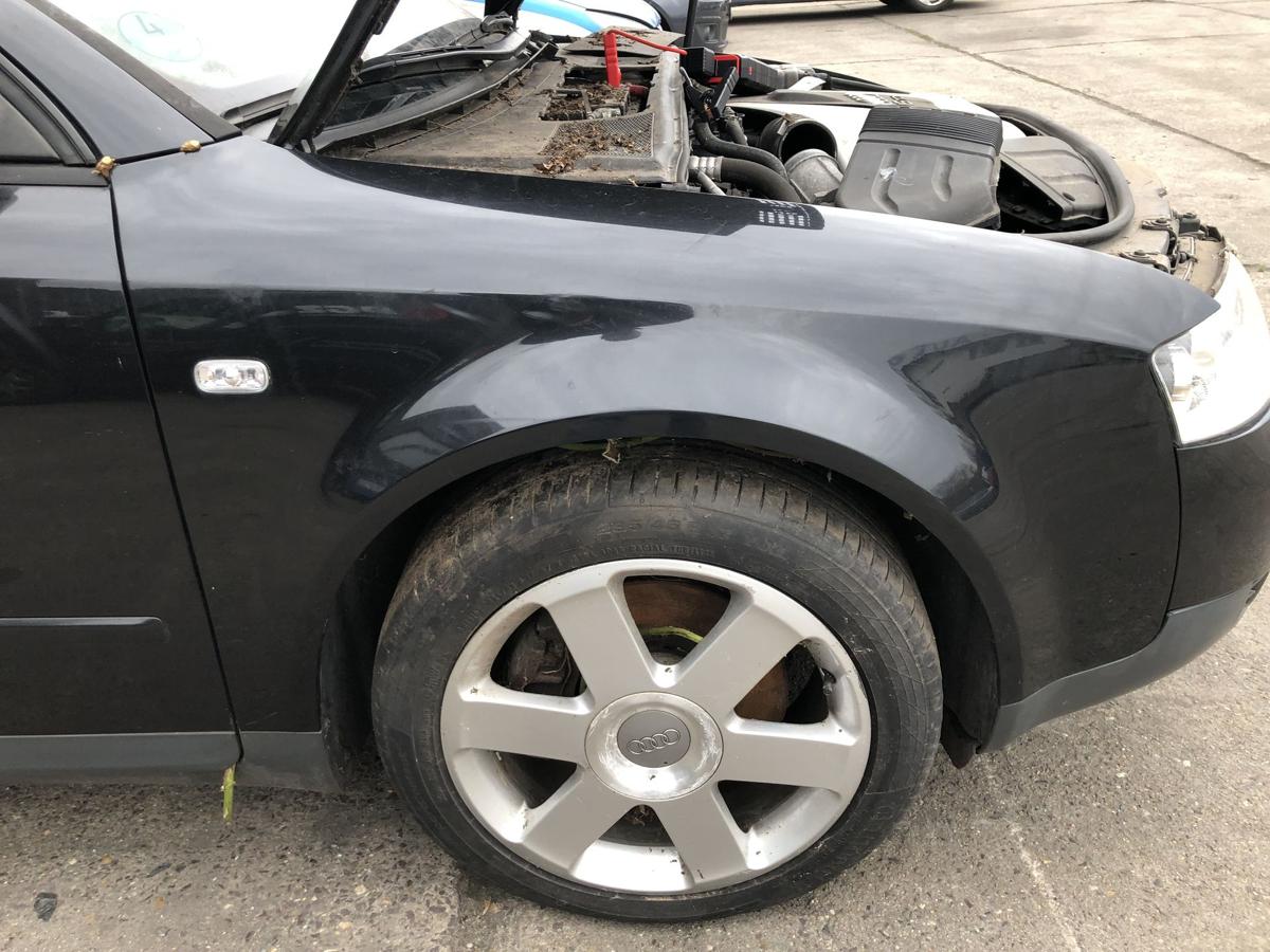 Audi A4 8E B6 Avant Kotfl&uuml;gel vorn rechts Beifahrerseite LZ9W Ebonyschwarz Perl