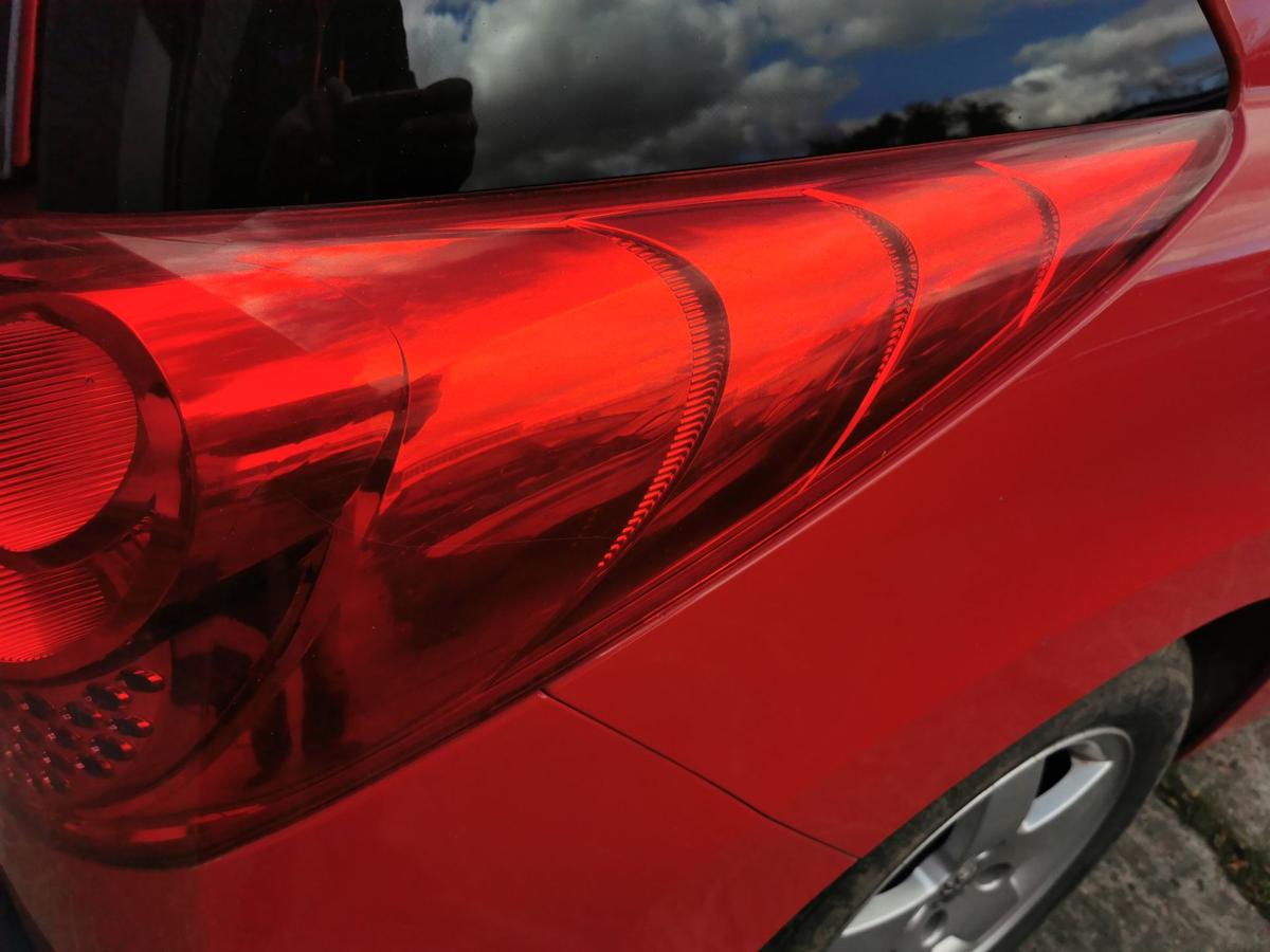 Peugeot 207 SW WE Rückleuchte Schlussleuchte Rücklicht Lampe hinten rechts