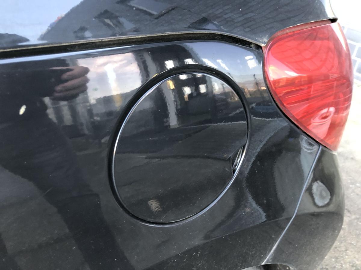 Peugeot 207CC Tankdeckel Tankklappe Tankverschluss EXL Schwarz Obsidien Metallic