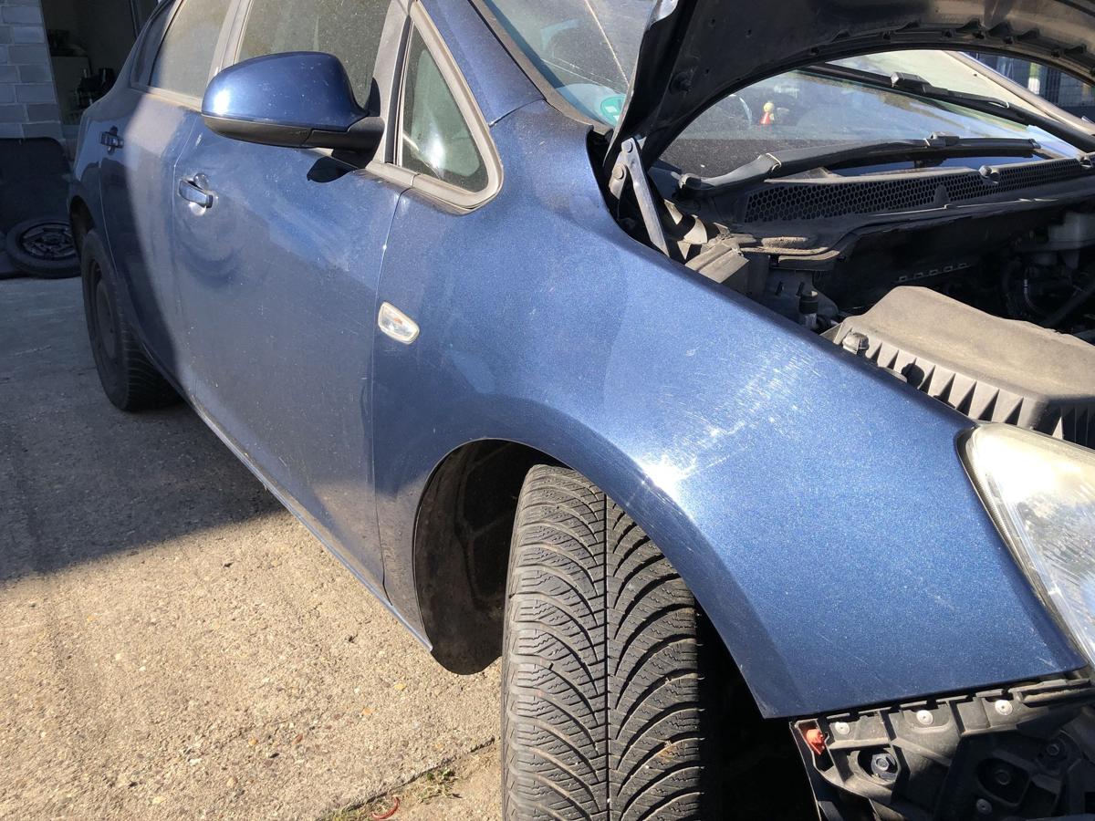 Opel Astra J Kotflügel vorn rechts Beifahrerseite Z22A Waterworld Met