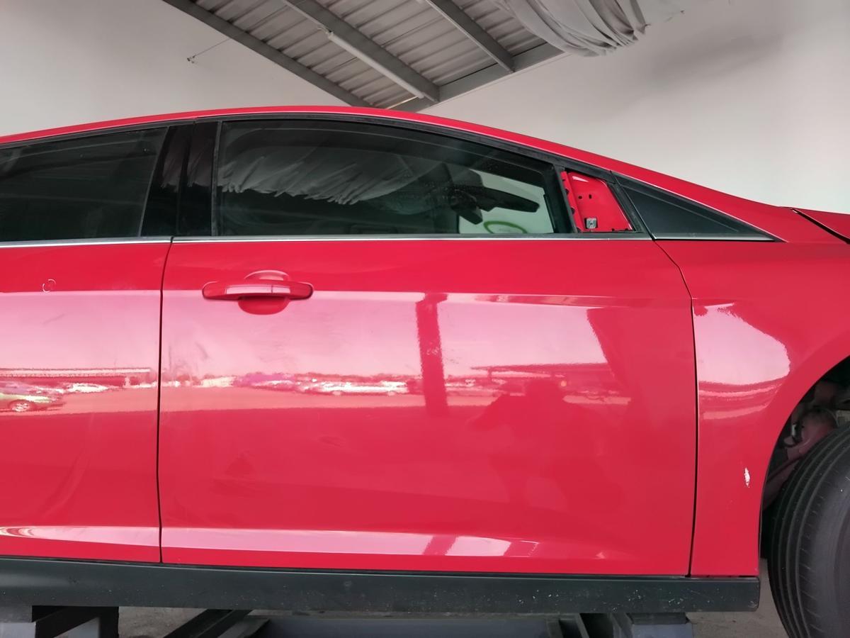 Ford Focus 3 DYB Turnier T&uuml;r vorn rechts Beifahrert&uuml;r racerot BJ2013