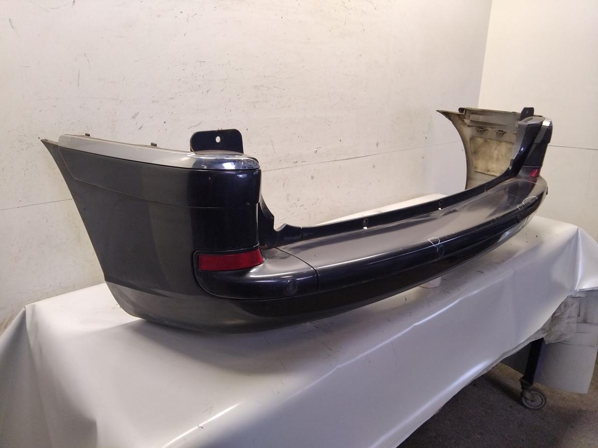 Peugeot 807 Facelift original Sto&szlig;f&auml;nger Sto&szlig;stange hinten mit PDC Bj.2008