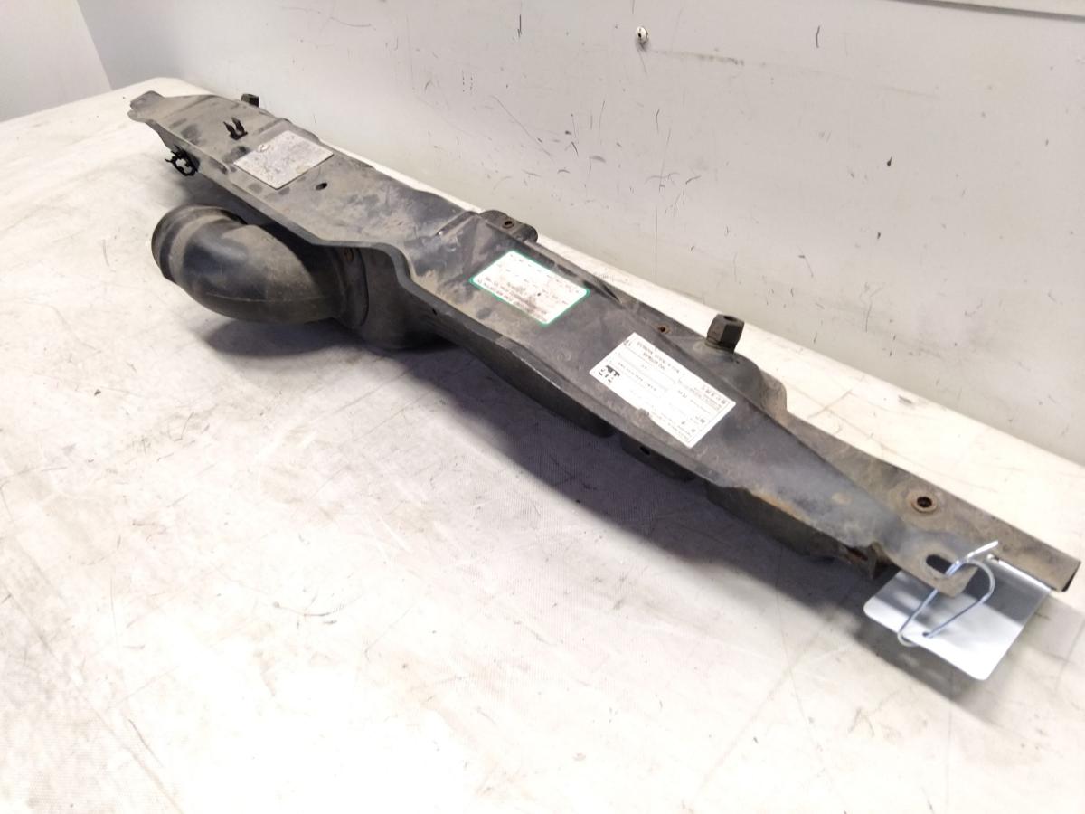 Fiat Ducato 250 original Schlo&szlig;tr&auml;ger Quertraverse vorn oben Bj.2011