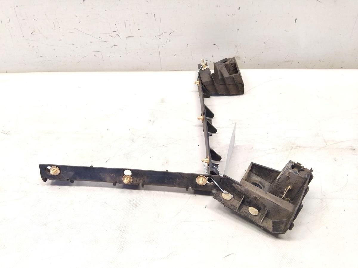 Renault Megane 1 Grandtour orig Satz Halter Sto&szlig;stange Stossf&auml;nger hinten BJ2001