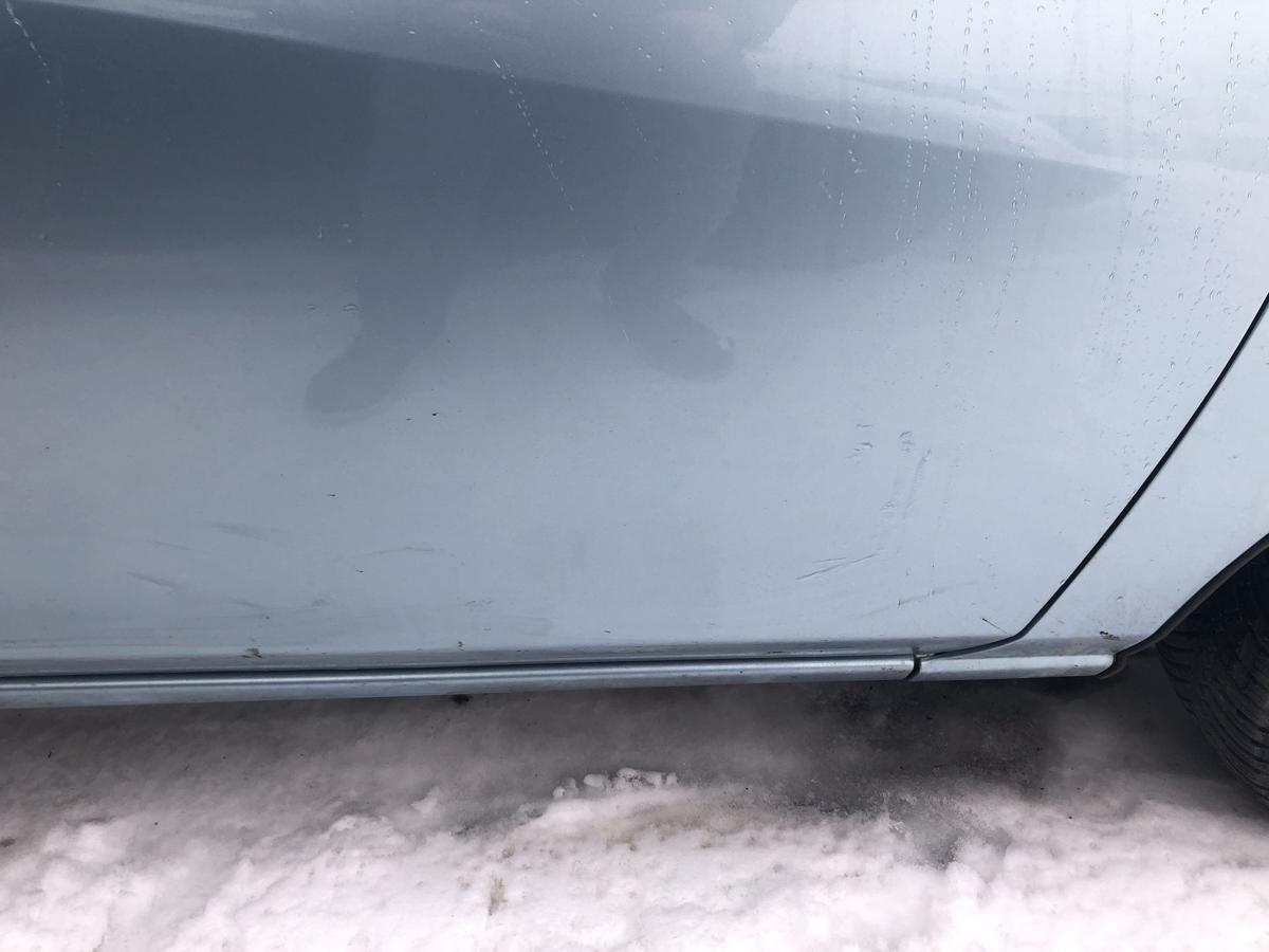 Mazda 2 Typ DE T&uuml;r vorne rechts Beifahrert&uuml;r Autot&uuml;r Rohbau 33Y Icy Blue Met