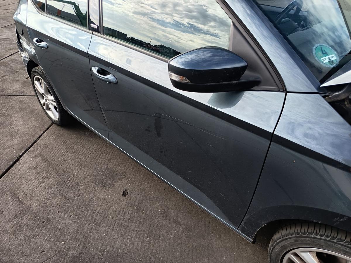 Skoda Fabia III NJ original T&uuml;r vorn rechts Beifahrer Rohbau F7Y Quarzgrau met