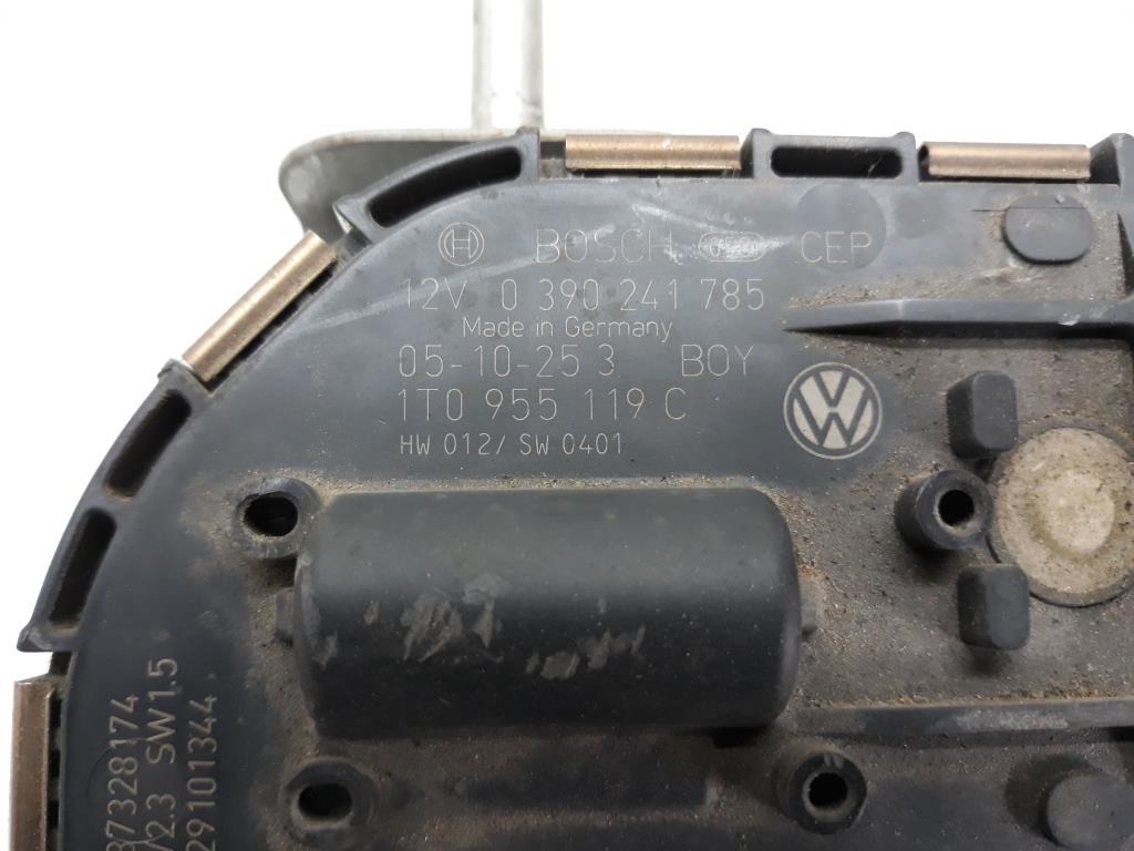 VW Touran 1T 1T0955119C 1T0955023E Wischermotor Wischergestaenge links vorn BJ2006