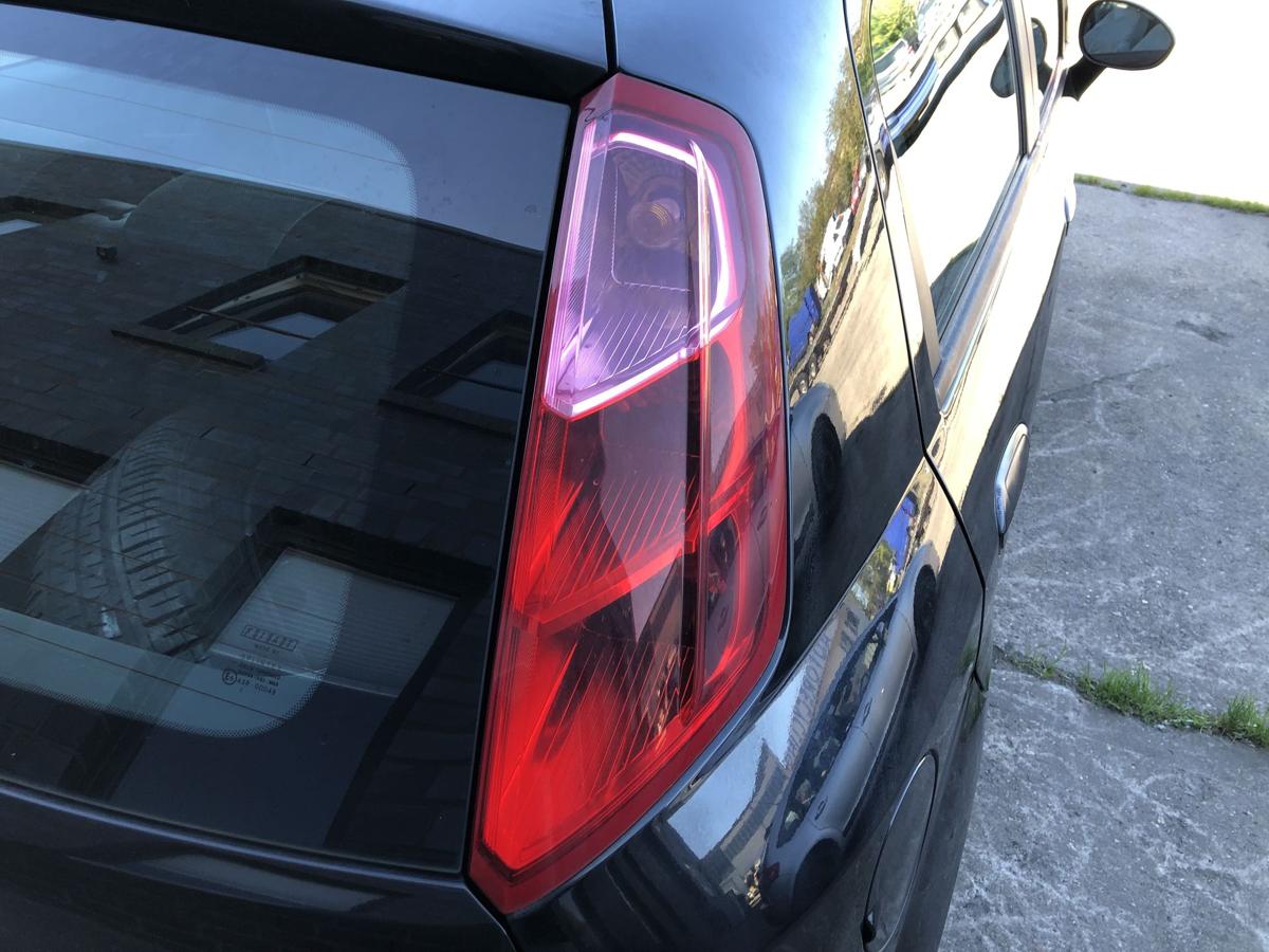Fiat Grande Punto 199 R&uuml;ckleuchte rechts R&uuml;cklicht Heckleuchte bis 2009