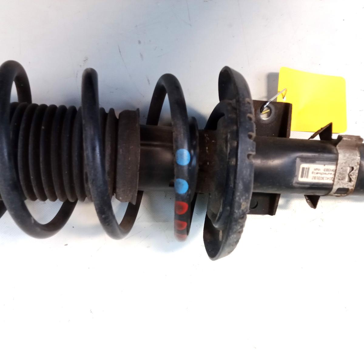 Skoda Fabia 5J original Federbein Sto&szlig;d&auml;mpfer vorn rechts 1.2 44kw CGPB BJ2013