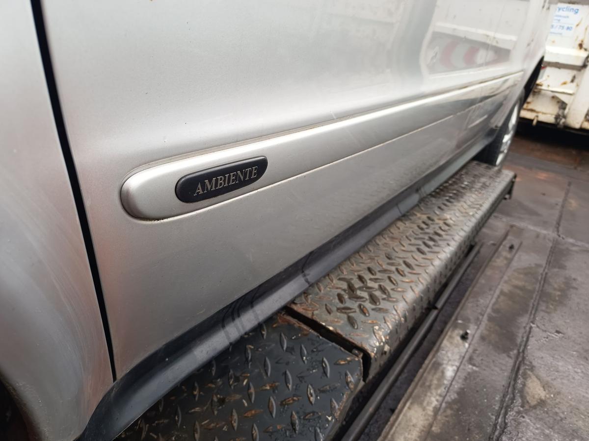 Mercedes Vaneo original T&uuml;r vorn links Fahrer 9744 Brillantsilber Bj 2002