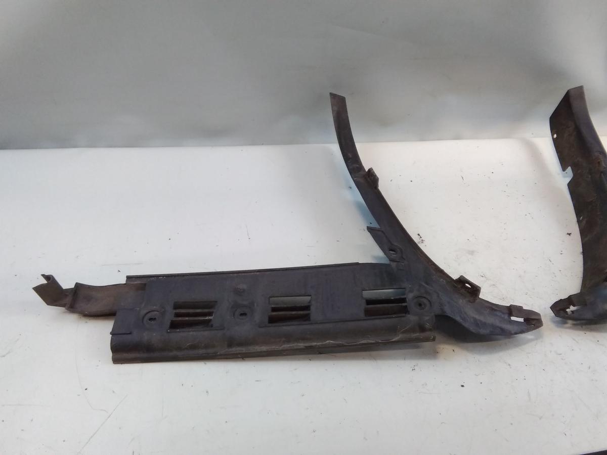 VW Passat 3BG Limo original Satz F&uuml;hrungen Halter Sto&szlig;f&auml;nger hinten 3 St&uuml;ck Bj.2001