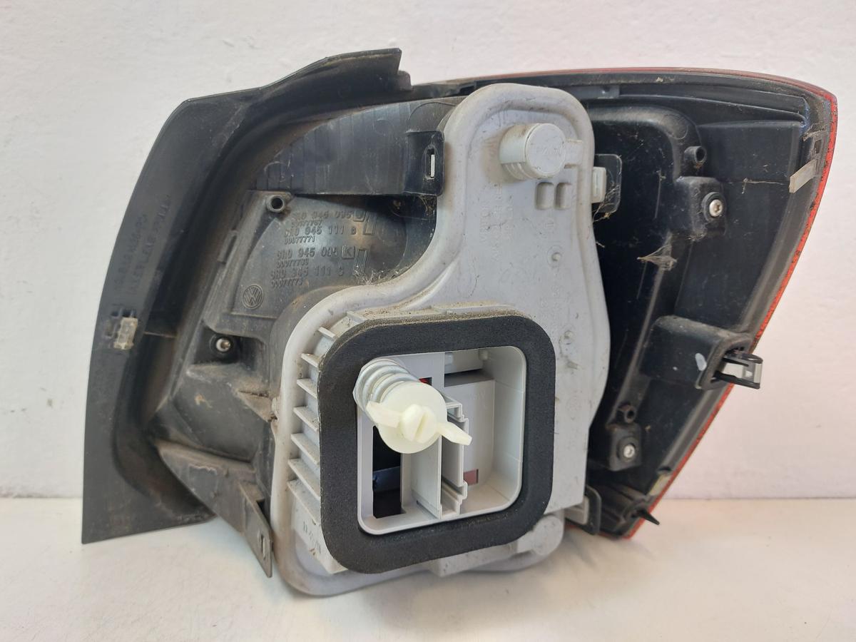 VW Polo 6R R&uuml;ckleuchte links R&uuml;cklicht Heckleuchte Licht hinten
