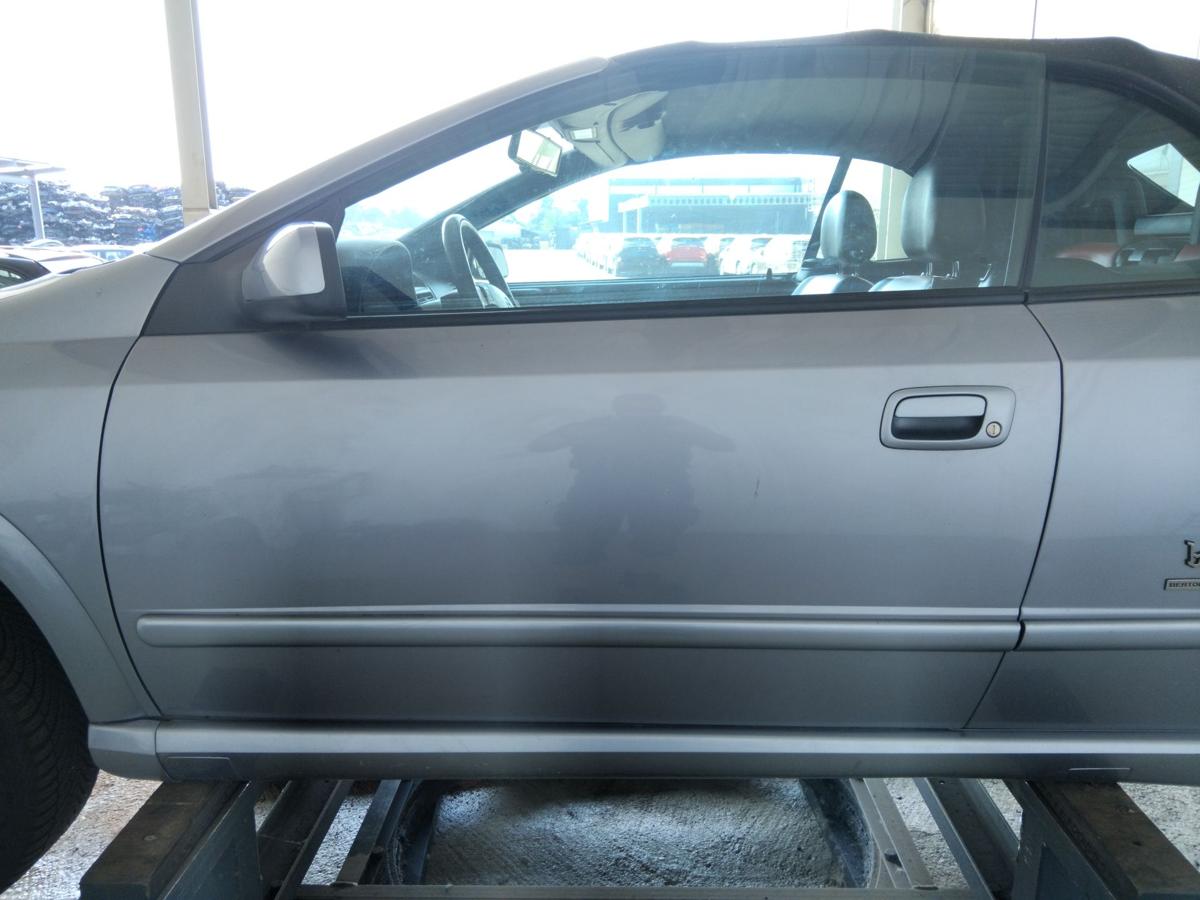 Opel Astra G Cabrio Tür links Fahrertür Z163 Lichtsilbermetallic 4AU BJ2004