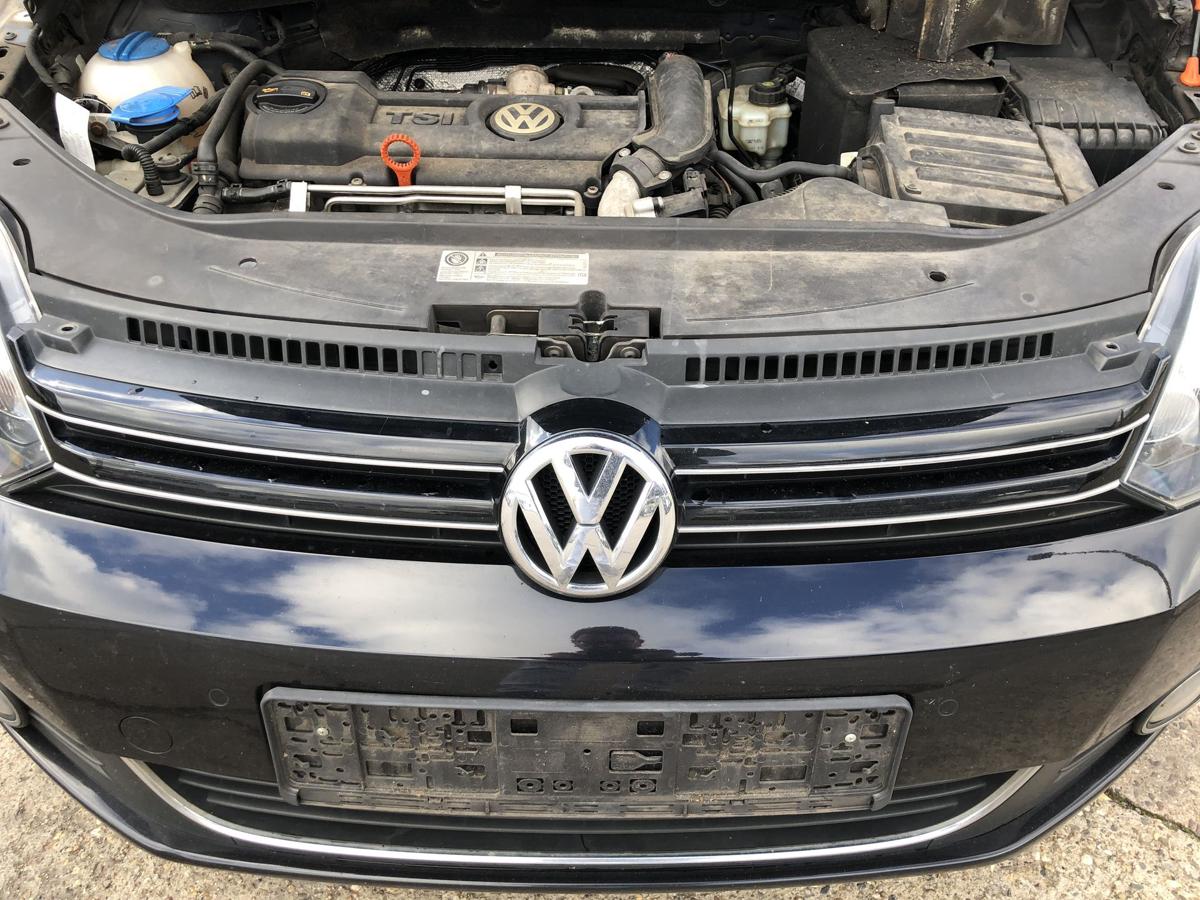 VW Golf Plus 2 II 5M Grill Frontgrill Kühlergrill mit Logo Facelift Kühlergitter