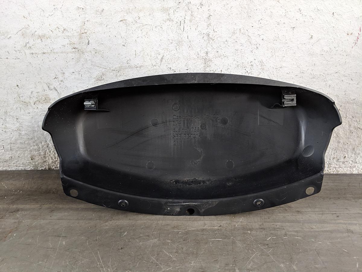 Skoda Fabia 2 5J ab10 original Innenverkleidung Heckklappe 5J6867755