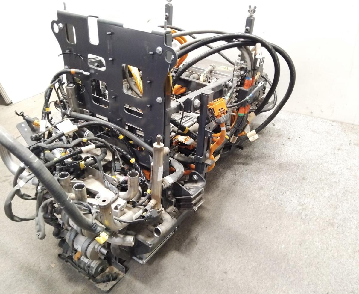 Renault E-Tech Z.E. D-Wide Aggregatetr&auml;ger Vorderwagen mit Elektronik Bj.2022