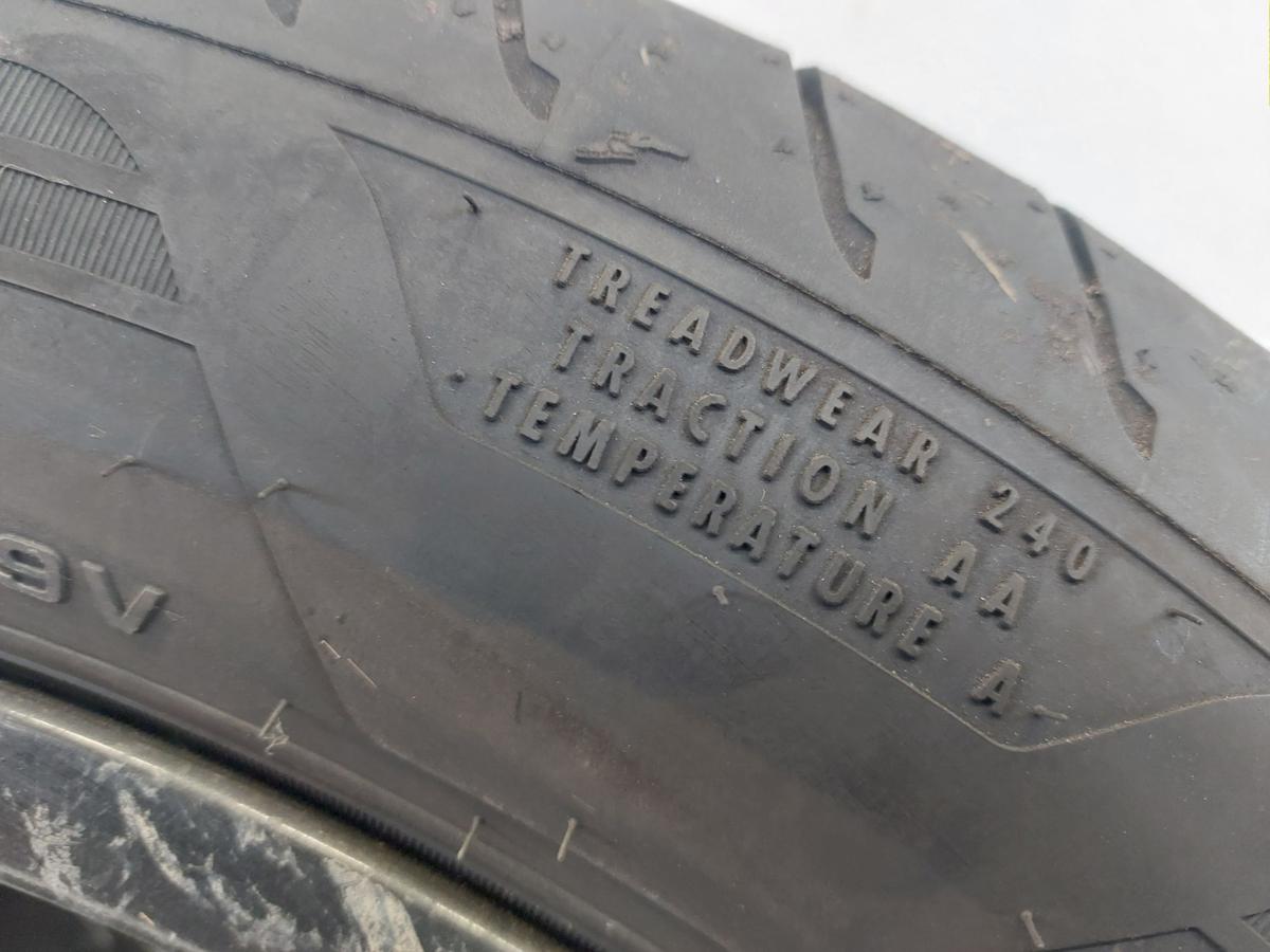 NIO EL6 Elektro SUV Komplettrad Alufelge 20 Zoll 255 50 R20 Good Year Eagle F1