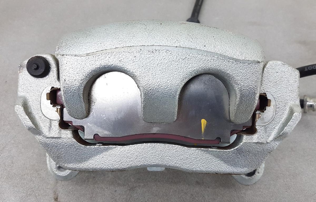 Mitsubishi Eclipse Cross Bremssattel vorn links Bj2023 2,4 72kw 4WD Allrad