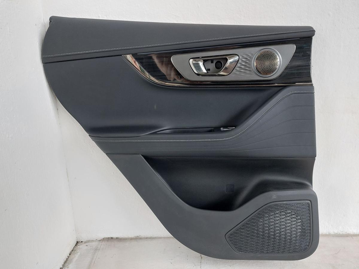 Omoda 5 EV Elektro T&uuml;rverkleidung hinten links Verkleidung Sony Soundsystem