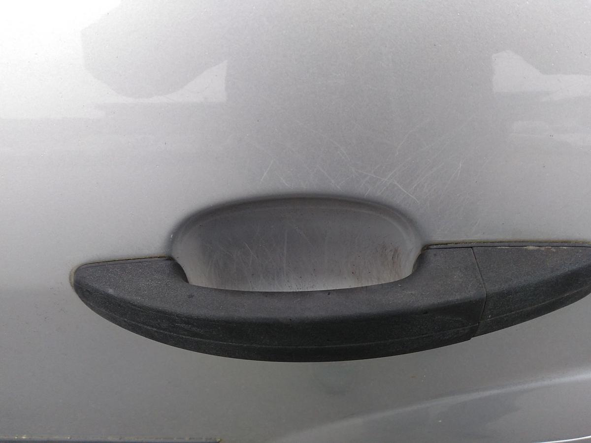 Ford Focus 2 Limo T&uuml;r hinten links polarsilbermetallic 4-und 5 T&uuml;rer Bj.2005