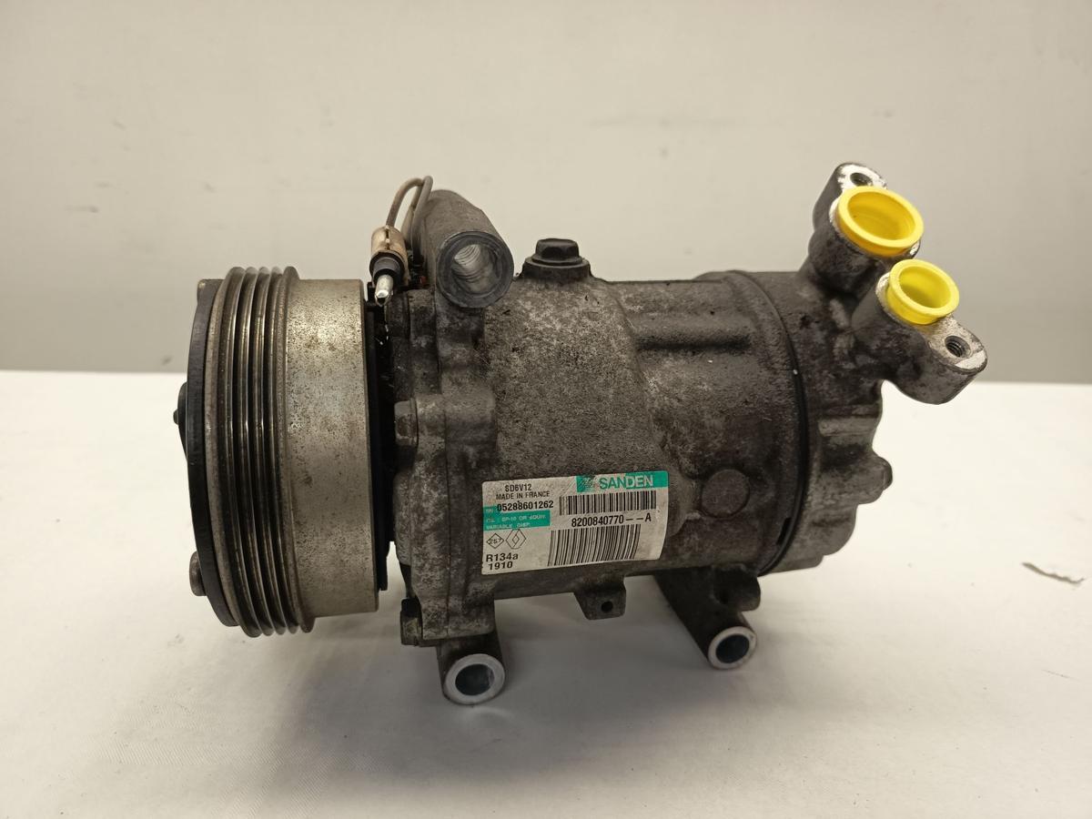 Renault Clio II Cambus BJ 2012 original Klimakompressor 8200840770-A 1,2L 55KW
