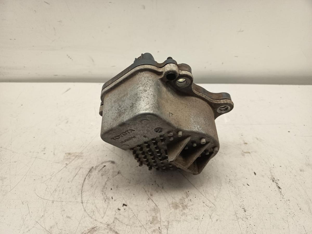 Toyota Auris Hybrid E18 original Wasserpumpe 161A029015 K&uuml;hlmittelpumpe Bj 2013