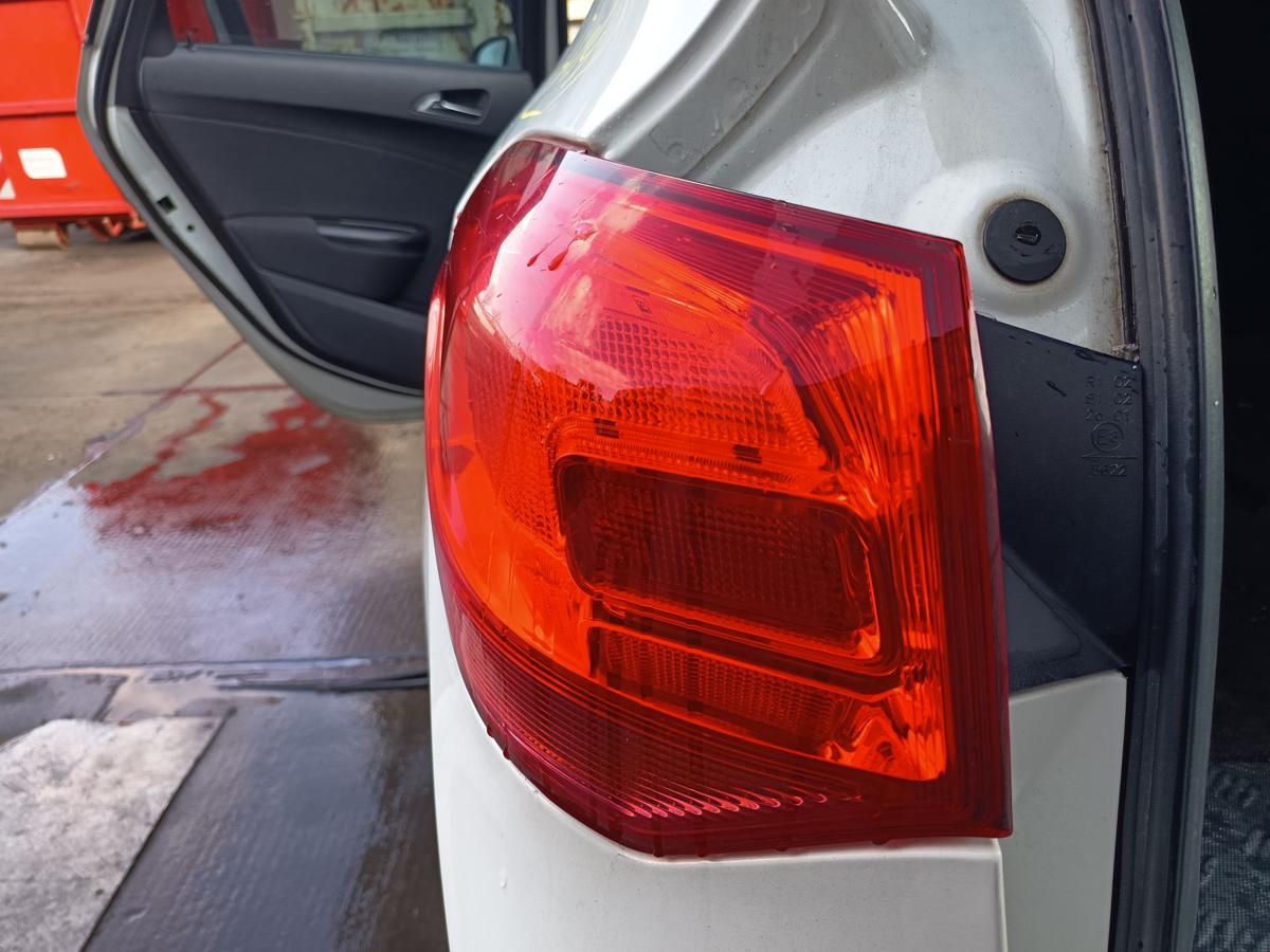 Opel Astra J Sports Tourer original R&uuml;ckleuchte links aussen Heck Licht Bj 2013