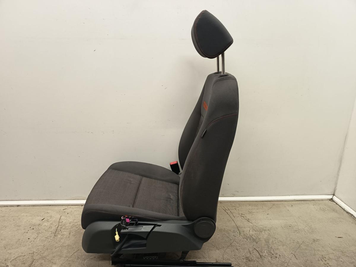 VW Golf V 5 1K Bj 2006 original Sitz vorn links Fahrersitz 1K4881105FR 5TRG