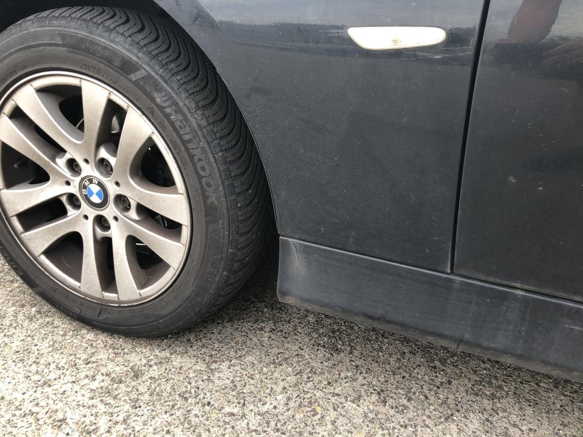 BMW 3er E90 E91 Kotflügel vorn links Fahrerseite schwarz II 668