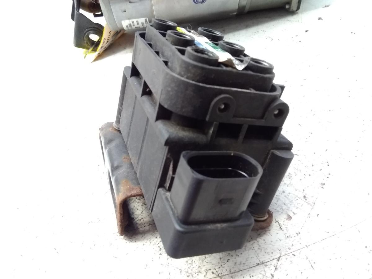 Mercedes E-Klasse S212 original Kompressor Fahrwerk inkl. Ventilblock Bj.2011