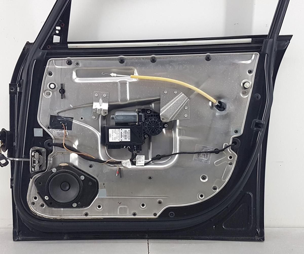 Audi A2 Tür vorn rechts in LZ9W Ebonyschwarzperl Bj2000