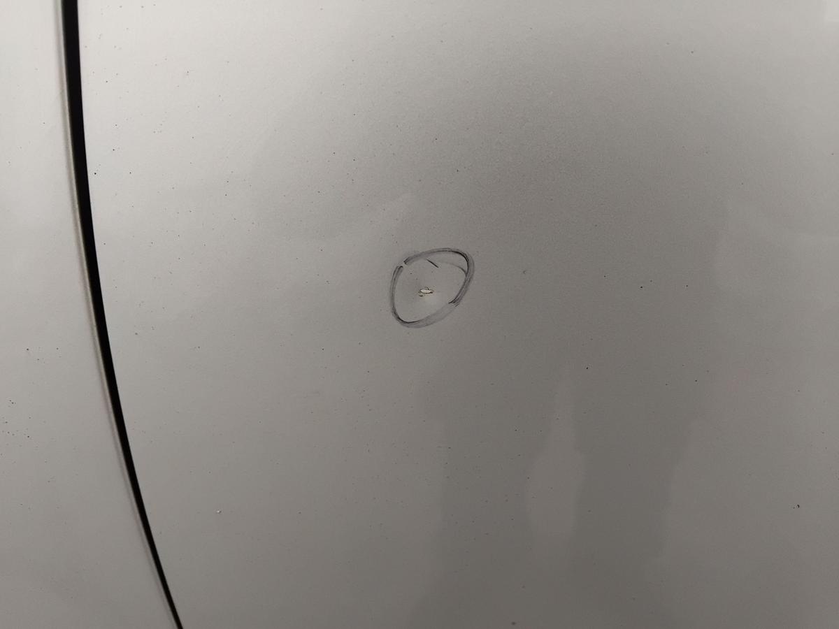 VW Golf 6 Tür links Fahrertür LA7W reflexsilber 3-Türer beschädigt BJ2009